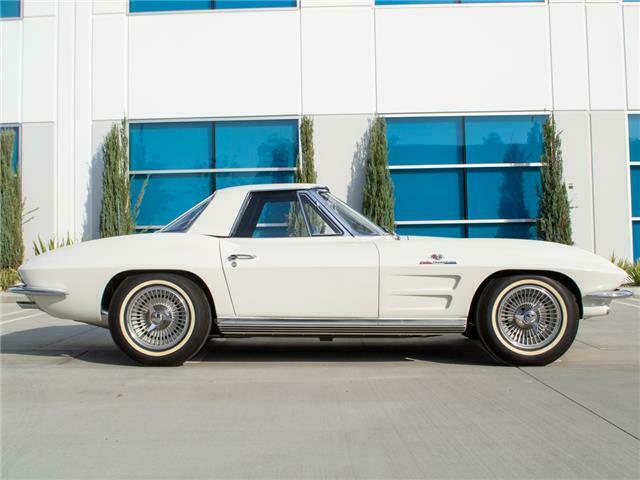 Chevrolet Corvette 1964 image number 23