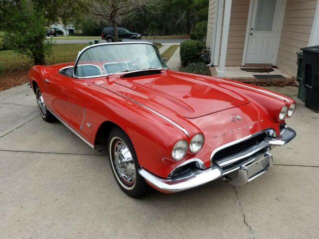 Chevrolet Corvette 1962 image number 24