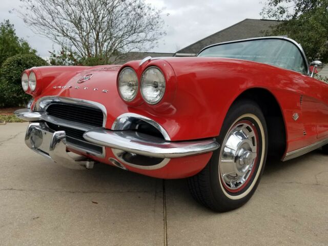 Chevrolet Corvette 1962 image number 26