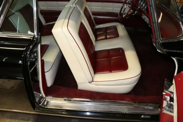 Lincoln Continental 1956 image number 13