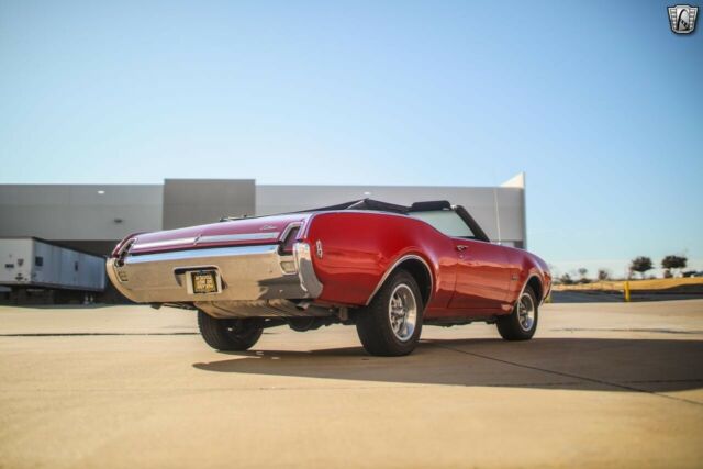 Oldsmobile Cutlass 1969 image number 19