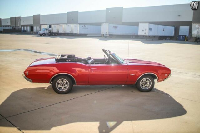 Oldsmobile Cutlass 1969 image number 20