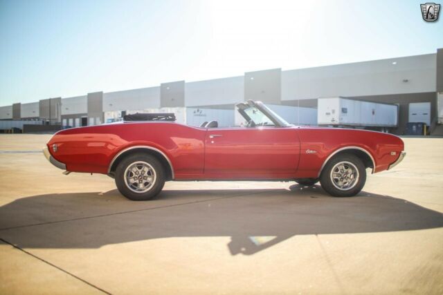 Oldsmobile Cutlass 1969 image number 45