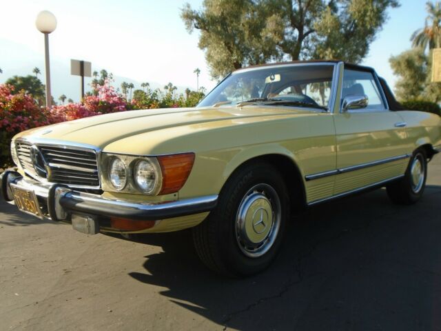 Mercedes-Benz SL-Class 1973 image number 14