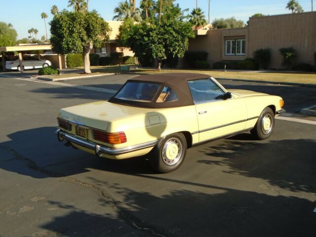 Mercedes-Benz SL-Class 1973 image number 5