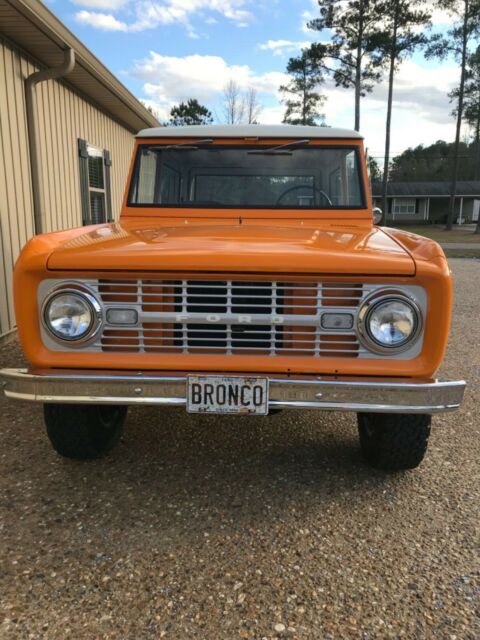 Ford Bronco 1966 image number 1