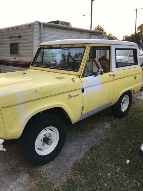 Ford Bronco 1966 image number 35