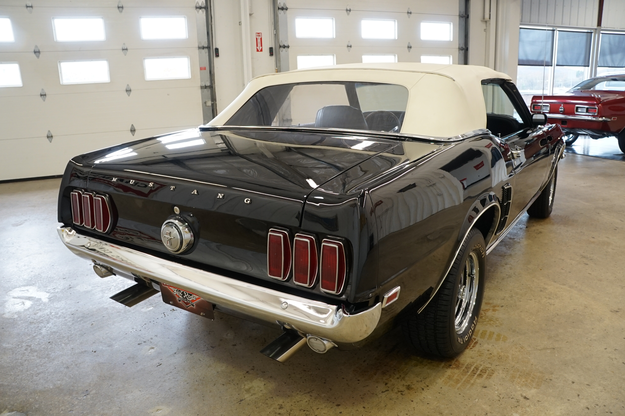 Ford Mustang 1969 image number 18