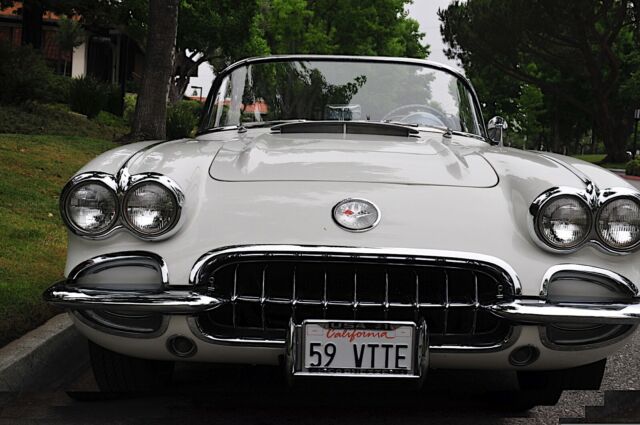 Chevrolet Corvette 1959 image number 25