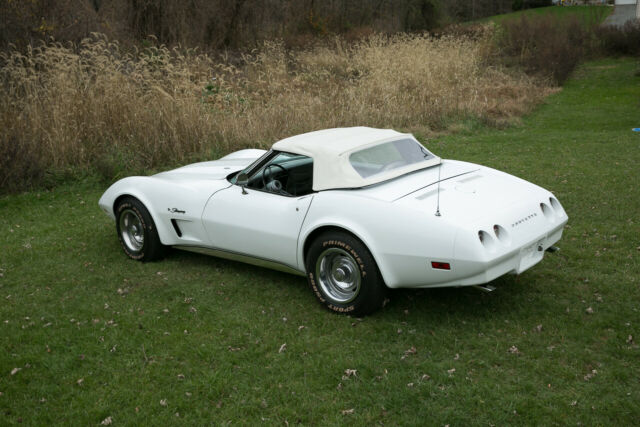 Chevrolet Corvette 1974 image number 45