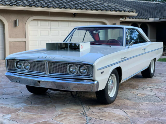 Dodge Coronet 1966 image number 0