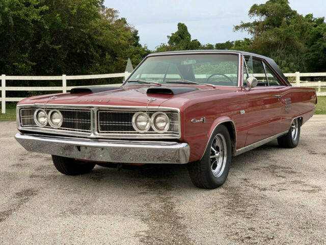 Dodge Coronet 1966 image number 2