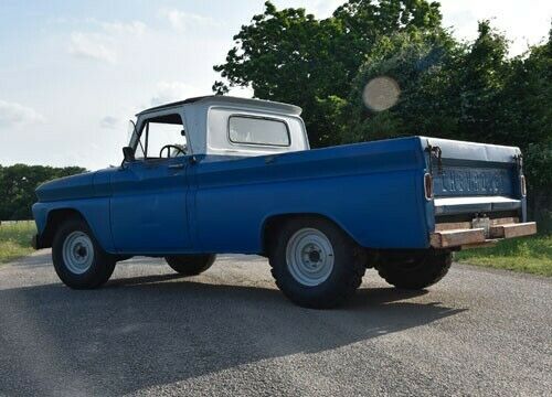 Chevrolet C-10 1965 image number 10