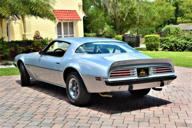 Pontiac Firebird 1975 image number 31