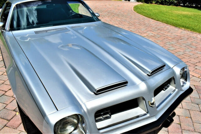 Pontiac Firebird 1975 image number 35