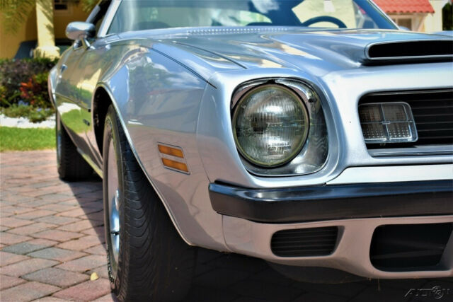 Pontiac Firebird 1975 image number 37