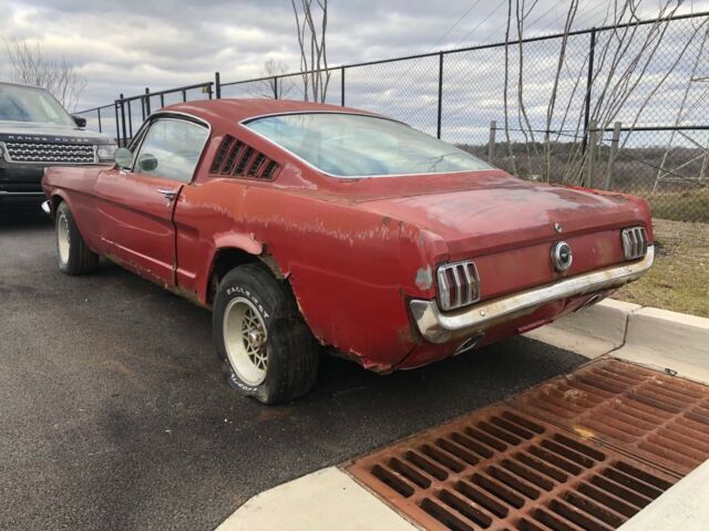 Ford Mustang 1965 image number 12