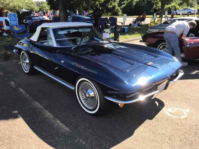 Chevrolet Corvette Stingray 1964 image number 0