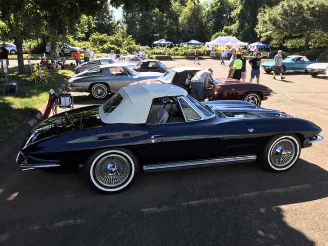 Chevrolet Corvette Stingray 1964 image number 1