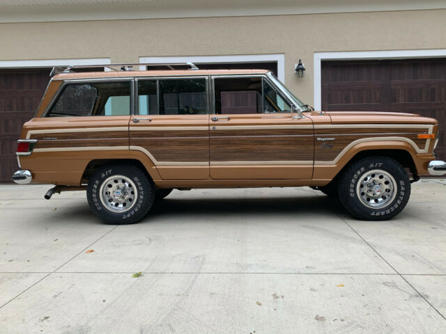 Jeep Wagoneer 1978 image number 14