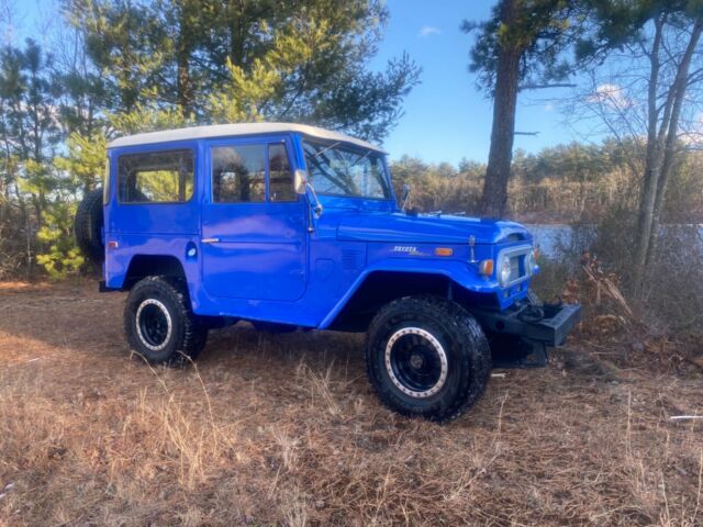 Toyota Land Cruiser 1972 image number 5