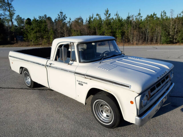 Dodge D100 1968 image number 2