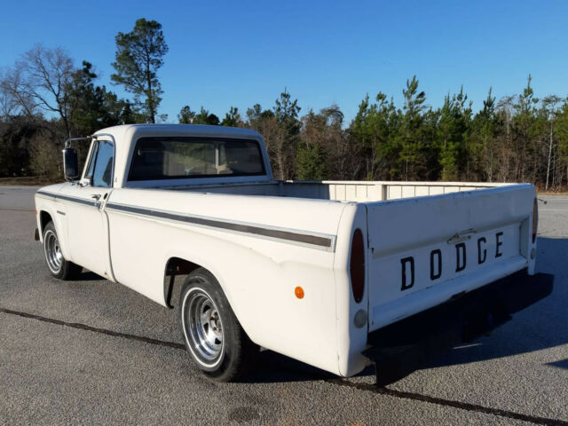 Dodge D100 1968 image number 29