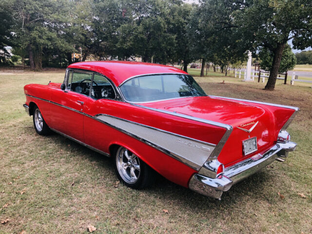 Chevrolet Bel Air/150/210 1957 image number 1