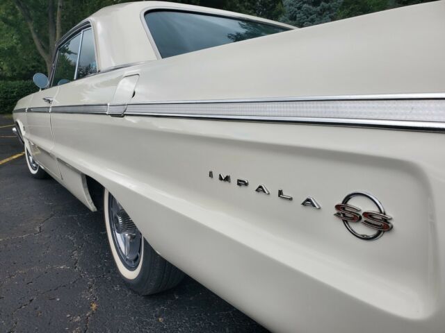 Chevrolet Impala 1964 image number 21