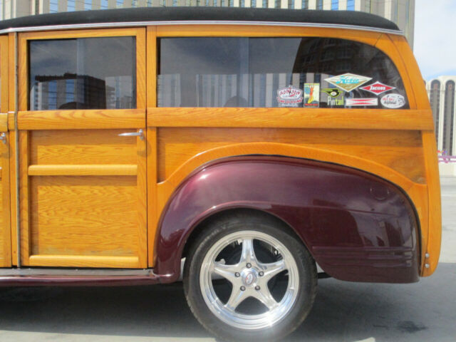 Plymouth Woody 1941 image number 29