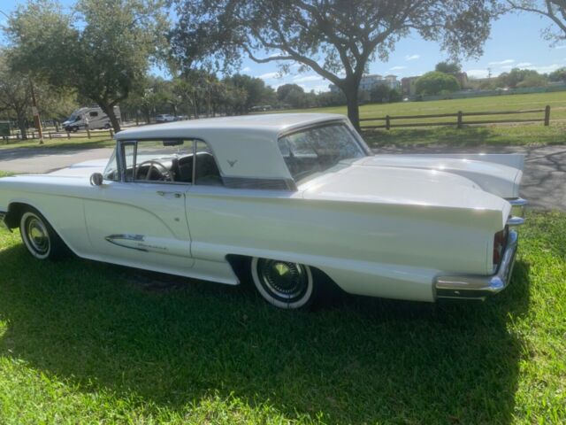 Ford Thunderbird 1959 image number 11