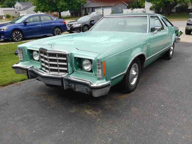 Ford Thunderbird Hardtop 1979 image number 11