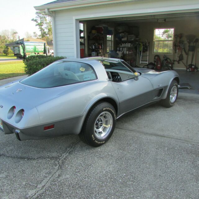 Chevrolet Corvette 1978 image number 6