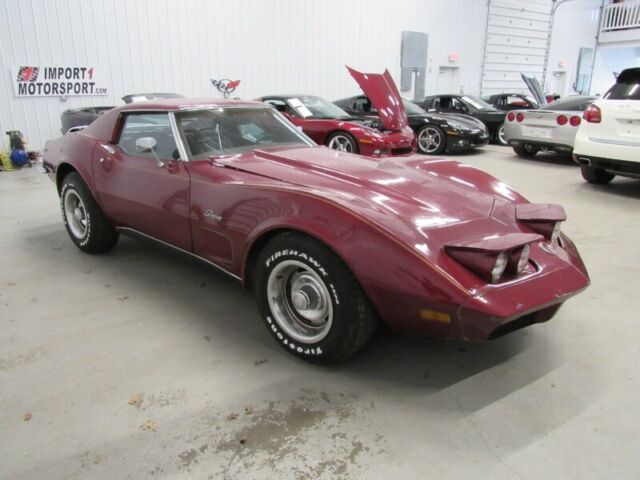 Chevrolet Corvette 1973 image number 28