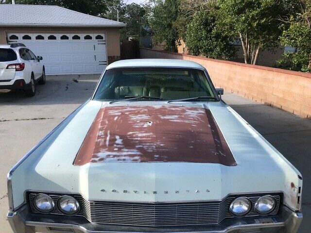 Lincoln Continental 1967 image number 0