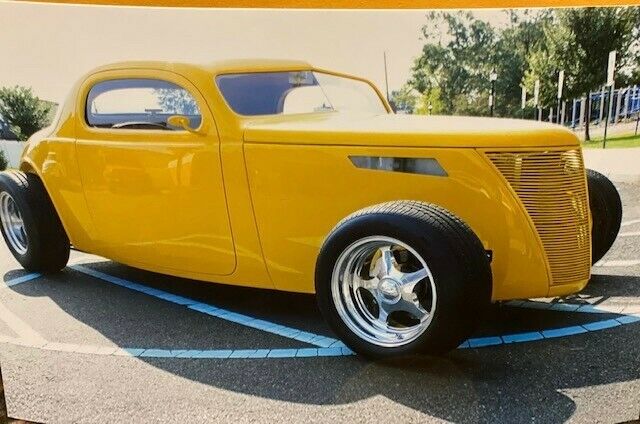 Ford Coupe 1937 image number 0