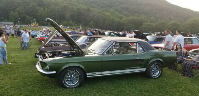 Ford Mustang 1967 image number 0