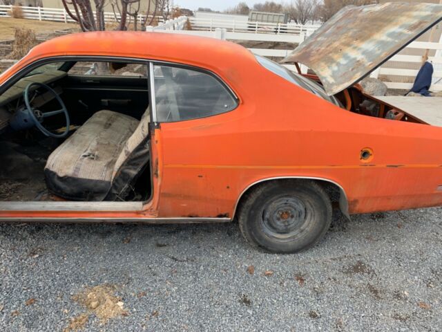 Plymouth Duster 1970 image number 9