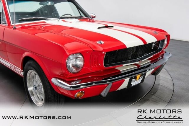 Ford Mustang 1965 image number 13