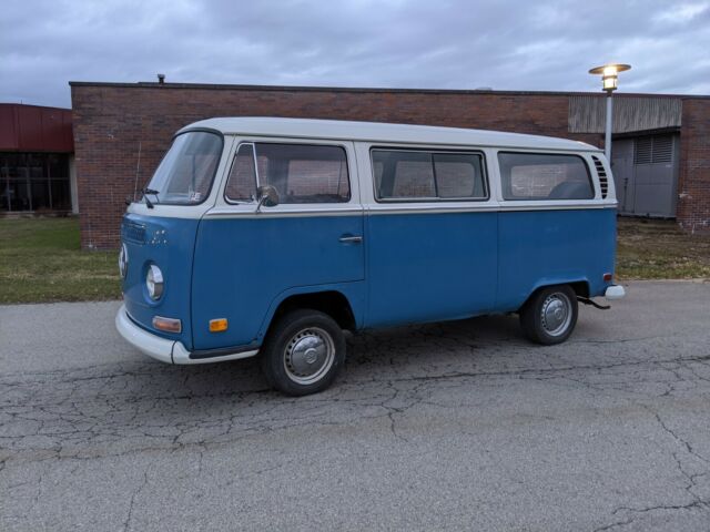 Volkswagen Bus/Vanagon 1971 image number 0