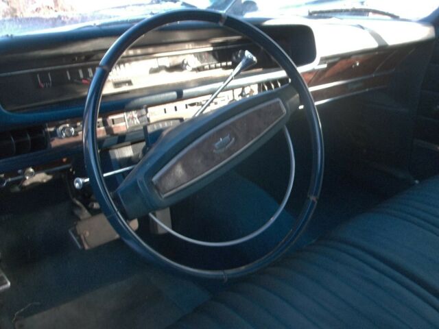 Ford Galaxie 1968 image number 17