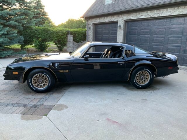 Pontiac Trans Am 1977 image number 38