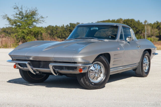 Chevrolet Corvette 1964 image number 28