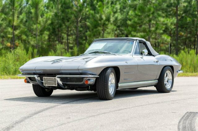 Chevrolet Corvette 1964 image number 26