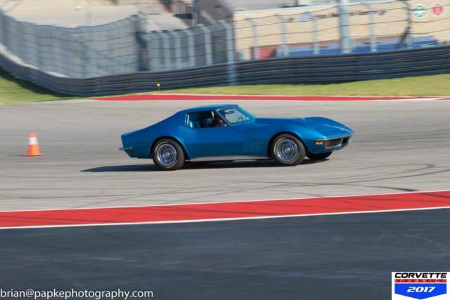 Chevrolet Corvette 1972 image number 16