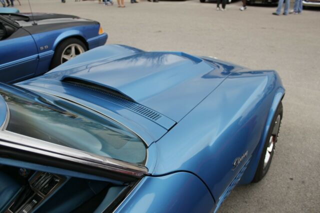 Chevrolet Corvette 1972 image number 26