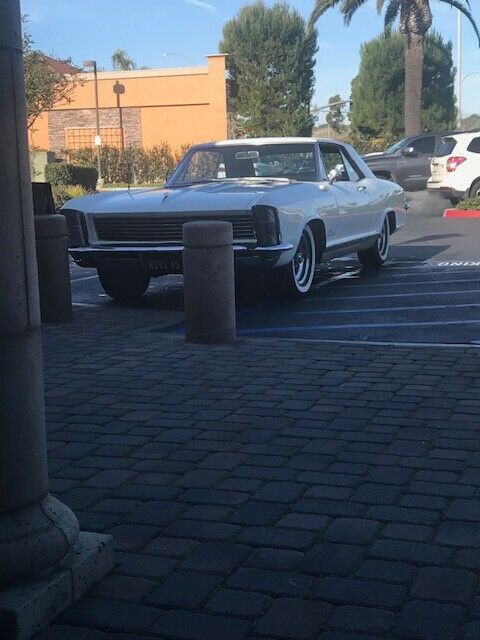 Buick Riviera 1965 image number 12