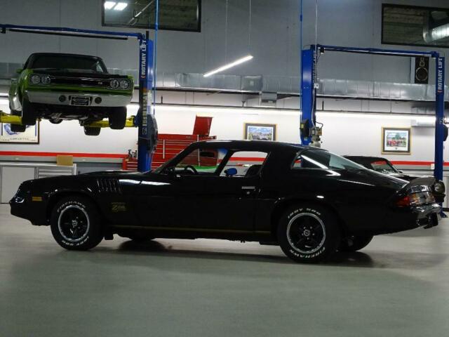 Chevrolet Camaro 1978 image number 32