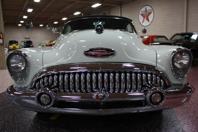 Buick Skylark 1953 image number 14