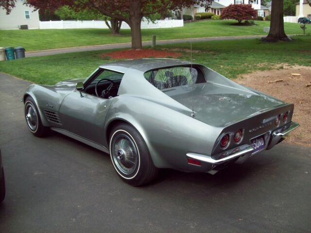 Chevrolet Corvette 1972 image number 3